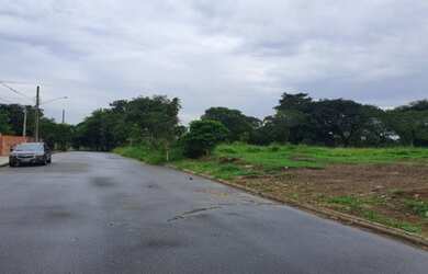 Imagem: O terreno possui 1.012m² de Área e está localizado em Nossa