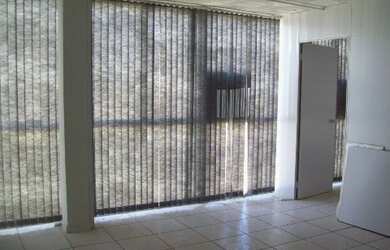 Imagem: O depósito possui 185m² de Área e está localizado em Centro