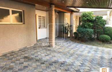 Imagem: A casa em condomínio possui 3 Dormitórios, 3 Banheiros, 3