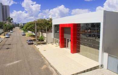 Imagem: O depósito possui 1.390m² de Área e está localizado em