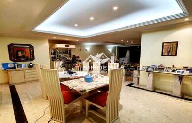 Imagem 9: Prédio Imponente. Piscina, Churrasqueira, Imóvel mobiliadoeAr-condicionado