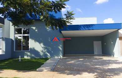 Imagem: A casa em condomínio possui 3 Dormitórios, 3 Banheiros, 4