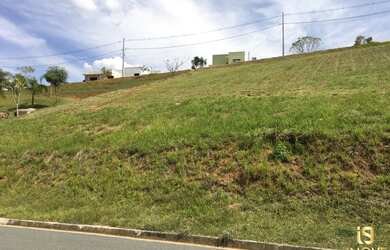 Imagem: O terreno possui 418m² de Área e está localizado em Bragança