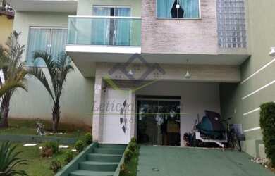 Imagem: A casa possui 5 Dormitórios, 5 Banheiros, 5 Vagas na garagem