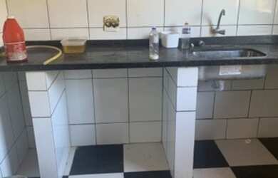 Imagem 3: Alugo. 200m² de Área