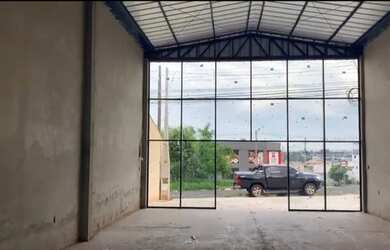 Imagem: O depósito possui 200m² de Área e está localizado em Parque