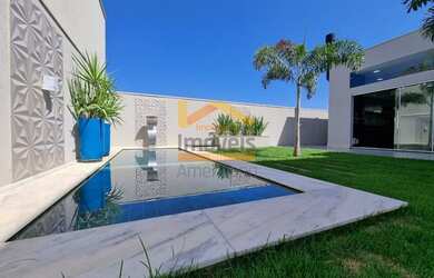 Imagem: A casa em condomínio possui 4 Dormitórios, 5 Banheiros, 3