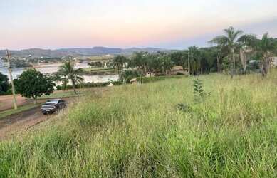 Imagem: O terreno possui 700m² de Área e está localizado em Capitólio