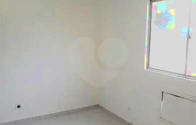 Imagem 8: Maravilhoso apartamento, desocupado em condomínio fechado VP