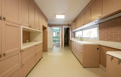 Imagem 9: Casa alto padrão para venda ou locação em condomínio no Morumbi