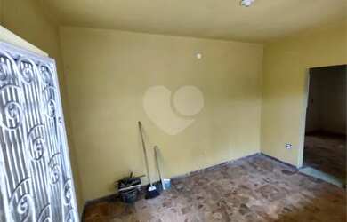 Imagem 5: Casa de frente rua VP. Varanda, 69m² de Área, 1 Banheiroe2 Dormitórios