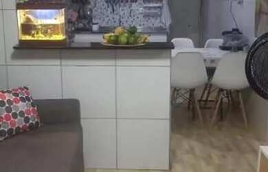 Imagem: A casa possui 1 Dormitório, 1 Banheiro e está localizado