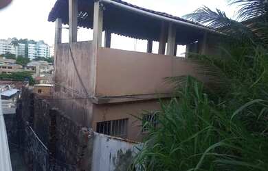 Imagem: A casa possui 2 Dormitórios, 1 Banheiro, 70m² de Área e