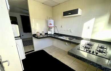 Imagem: A casa possui 3 Dormitórios, 1 Banheiro e 136m² de Área e