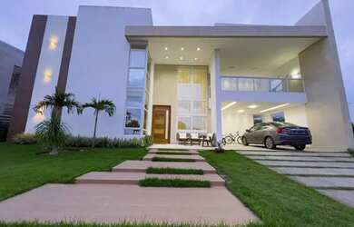 Imagem: A casa em condomínio possui 4 Dormitórios, 5 Banheiros, 2