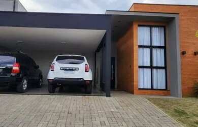 Imagem: A casa em condomínio possui 3 Dormitórios, 3 Banheiros, 2