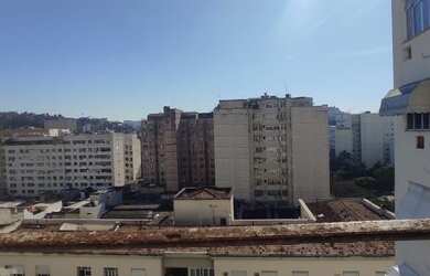 Imagem 2: Apartamento para venda possui 40 metros quadrados com 1 quarto em Catete...