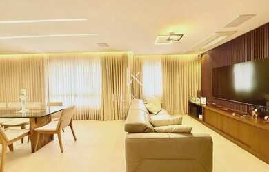 Imagem: O apartamento possui 4 Dormitórios, 4 Banheiros, 3 Vagas na