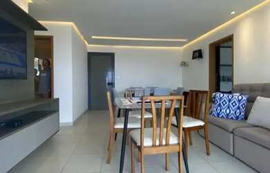 Imagem: O apartamento possui 3 Dormitórios, 5 Banheiros, 2 Vagas na