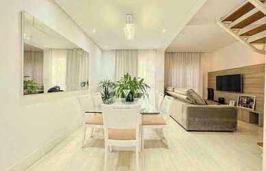 Imagem: A casa em condomínio possui 3 Dormitórios, 3 Banheiros, 2