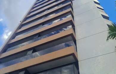 Imagem: O apartamento possui 3 Dormitórios, 3 Banheiros, 2 Vagas na