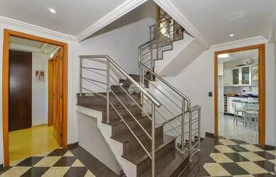 Imagem 13: Vendas Casa Curitiba PR. Piscina, Ar-condicionado, Lareirae4 Vagas na...