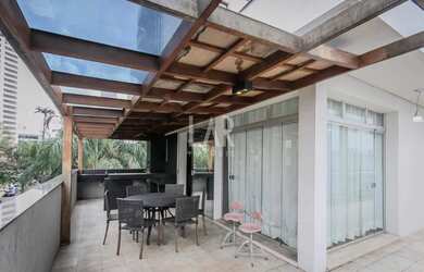 Imagem: O apartamento na cobertura possui 3 Dormitórios, 3 Banheiros