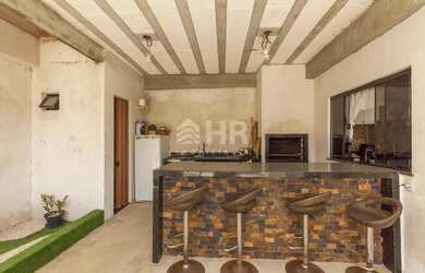 Imagem 6: Sobrado com 03 dormitórios sendo 01 suíte e 02 vagas de garagem Balneário...