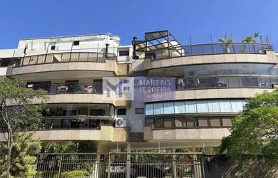 Imagem: O apartamento possui 3 Dormitórios, 3 Banheiros, 2 Vagas na