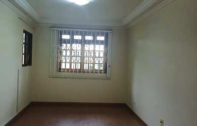 Imagem 8: Sobrado. Churrasqueira, Varanda, 137m² de Áreae4 Vagas na garagem