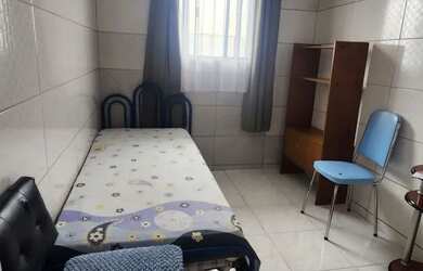 Imagem: O quarto possui Área de serviço, Guarda roupa e está localizado