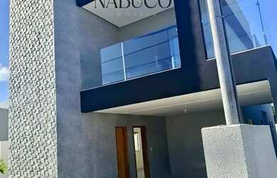 Imagem: A casa em condomínio possui 4 Dormitórios, 3 Banheiros, 2