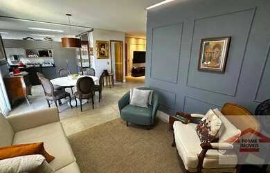 Imagem: O apartamento possui 2 Dormitórios, 2 Banheiros, 2 Vagas na