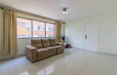 Imagem: O apartamento possui 3 Dormitórios, 2 Banheiros, 1 Vaga na