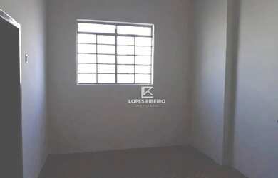 Imagem: A casa possui 2 Dormitórios, 1 Banheiro, 70m² de Área, Imóvel