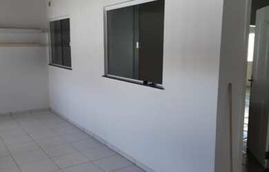 Imagem 6: Casa para aluguel e venda possui 70 metros quadrados em COHAB Anil I