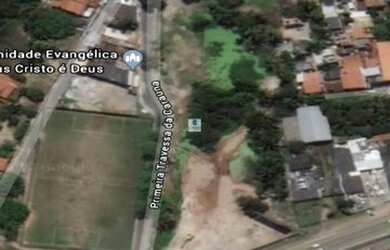 Imagem: O terreno possui 13.000m² de Área e está localizado em Centro