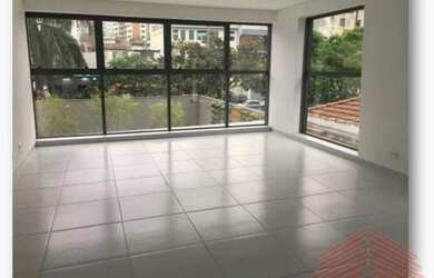 Imagem: O depósito possui 1 Vaga na garagem, 41m² de Área e está