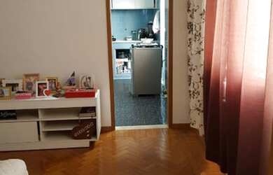 Imagem: O apartamento e possui 2 Dormitórios, Suítes, 1 Banheiro