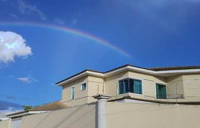 Imagem: A casa possui 5 Dormitórios, 5 Banheiros, 5 Vagas na garagem
