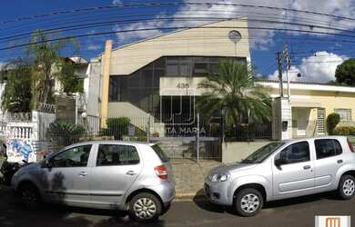 Imagem: O depósito possui 5 Vagas na garagem, 6m² de Área e está