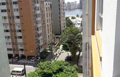 Imagem: O apartamento possui 1 Dormitório, 1 Banheiro, 1 Vaga na garagem