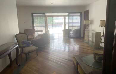 Imagem: O apartamento na cobertura possui 4 Dormitórios, 2 Banheiros