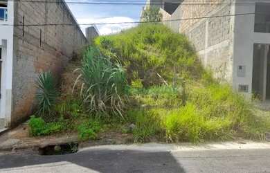 Imagem: O terreno possui 286m² de Área e está localizado em Terras