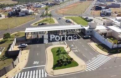 Imagem: A casa em condomínio possui 3 Dormitórios, 4 Banheiros, 2