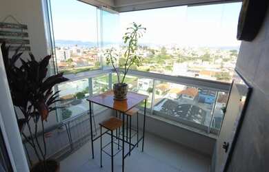 Imagem: O apartamento possui 2 Dormitórios, 2 Banheiros, 1 Vaga na