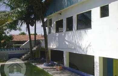 Imagem: A casa possui 2 Dormitórios, 4 Banheiros, 4 Vagas na garagem