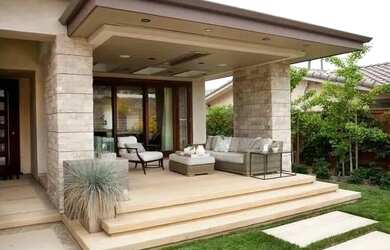 Imagem: A casa possui 3 Dormitórios, 2 Banheiros, 2 Vagas na garagem