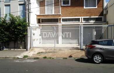 Imagem: O depósito possui 2 Vagas na garagem, 300m² de Área e Imóvel