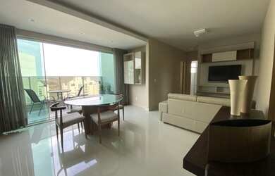 Imagem: O apartamento possui 2 Dormitórios, 2 Banheiros, 2 Vagas na